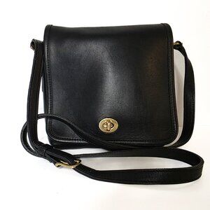 Coach Vintage 9076 Turnlock Companion Flap Crossbody Bag EUC